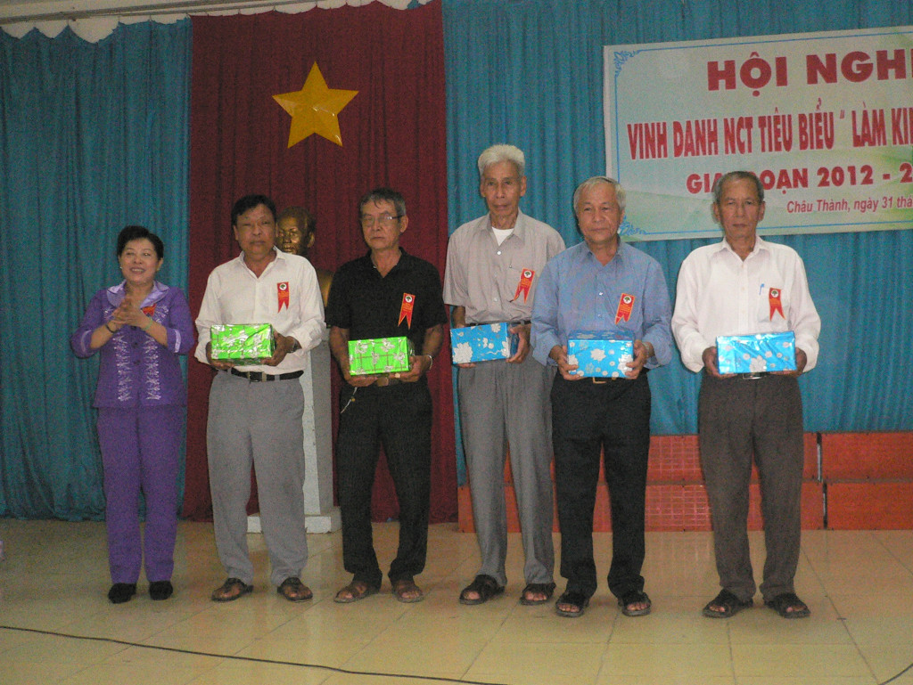 Biểu dương NCT pizap