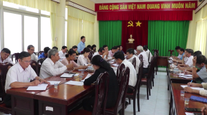 Quang cảnh buổi họp đánh giá lại công tác xây dựng nông thôn mới năm 2018 và triển khai nhiệm vụ 2019