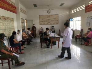 Theo dõi sức khỏe sau khi tiêm vaccine